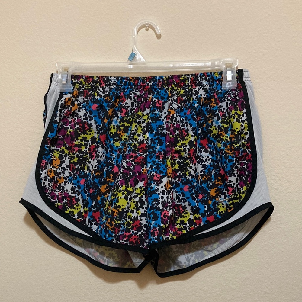 Nike dri fit rainbow printed workout athletic shorts size L